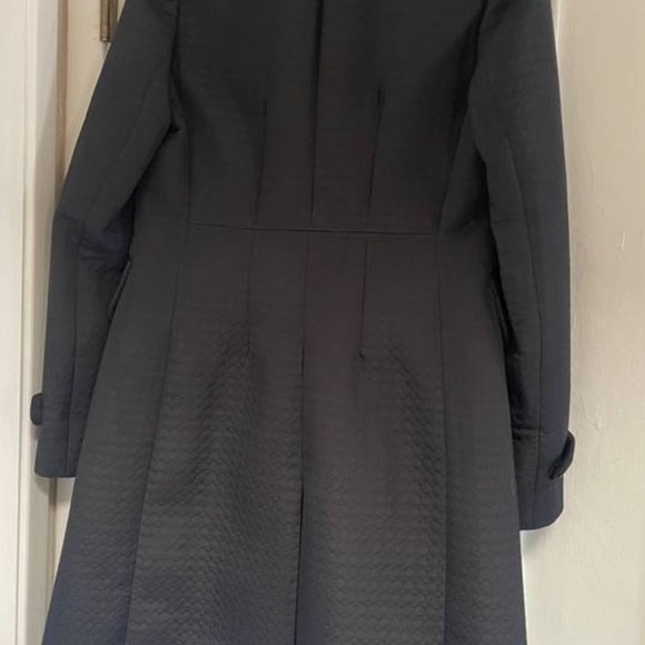 Banana Republic Women`s Black Trench Coat - Picture 4 of 4